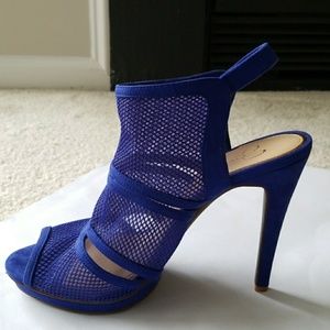 Cobalt Blue Platform pump